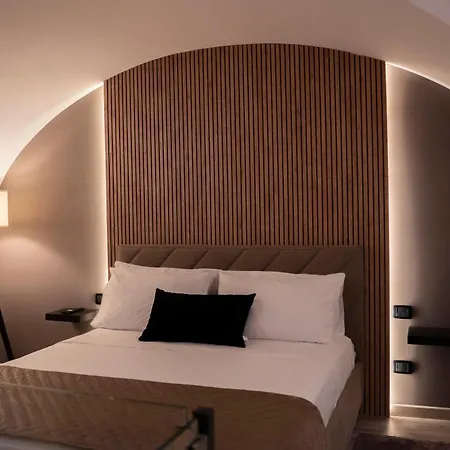 Apartament 28 *