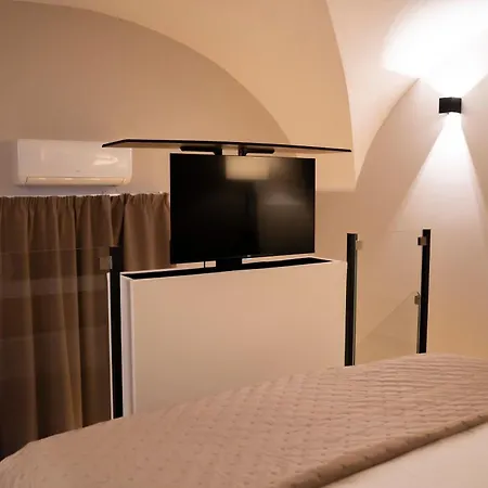 28 Apartament *